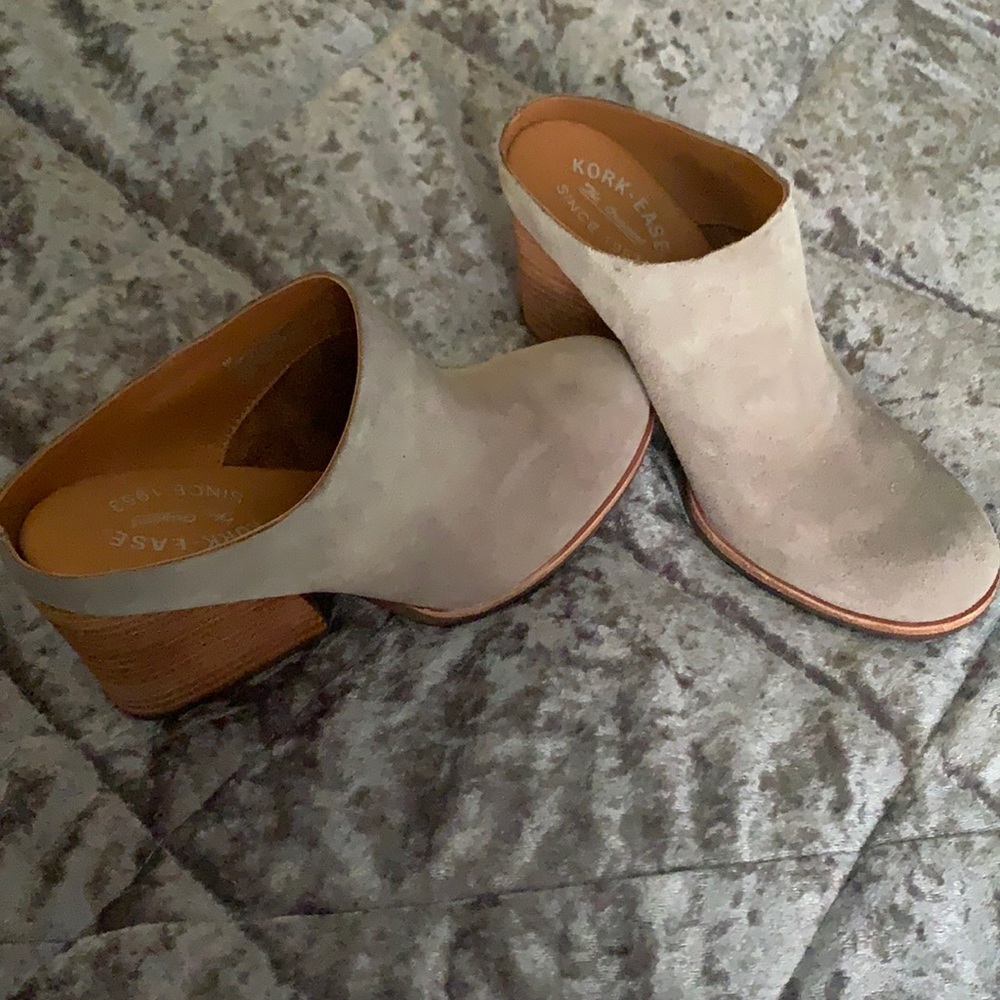 Distressed Suede wedge mules